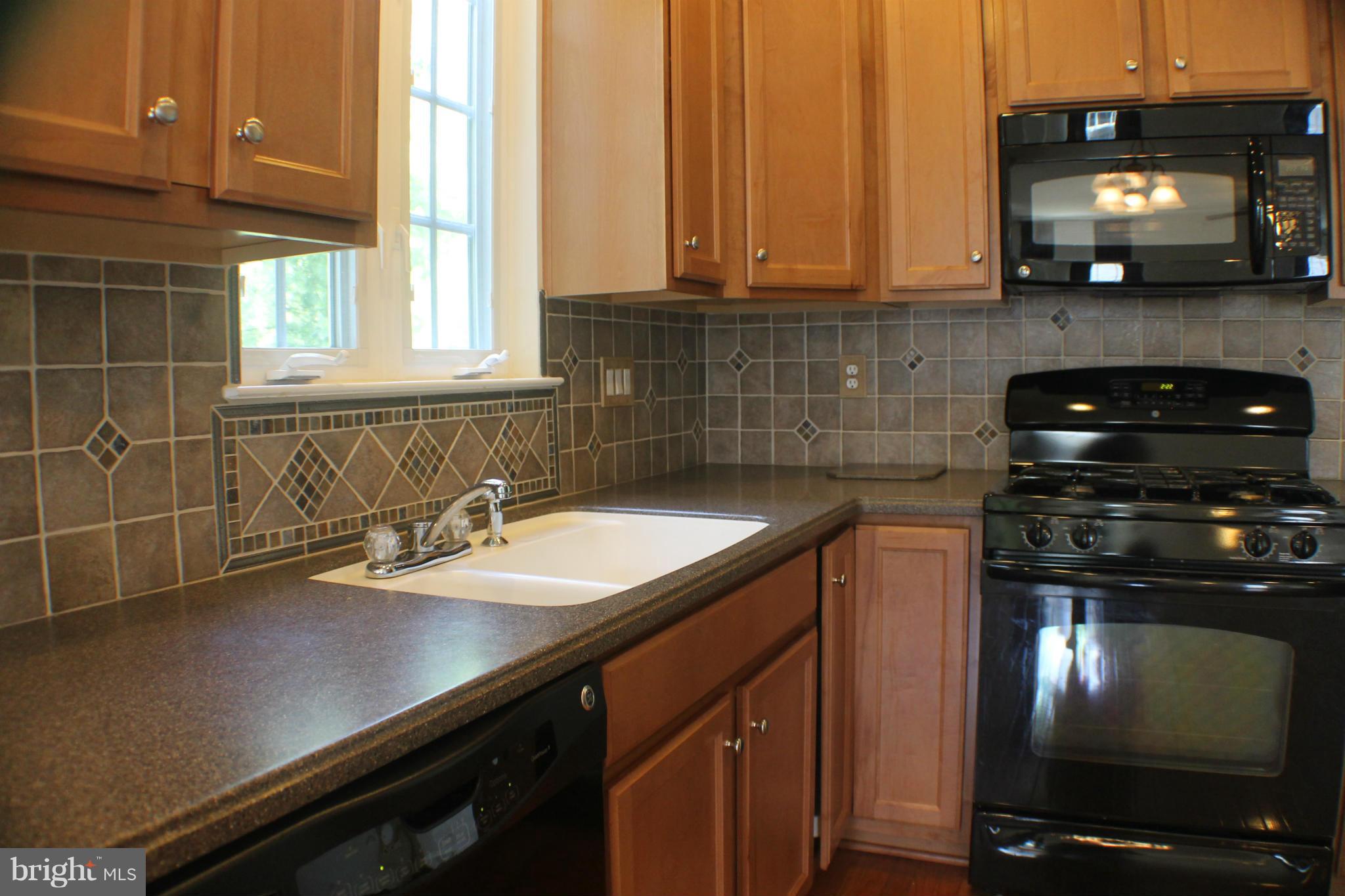 SOMERSET - Residential Lease