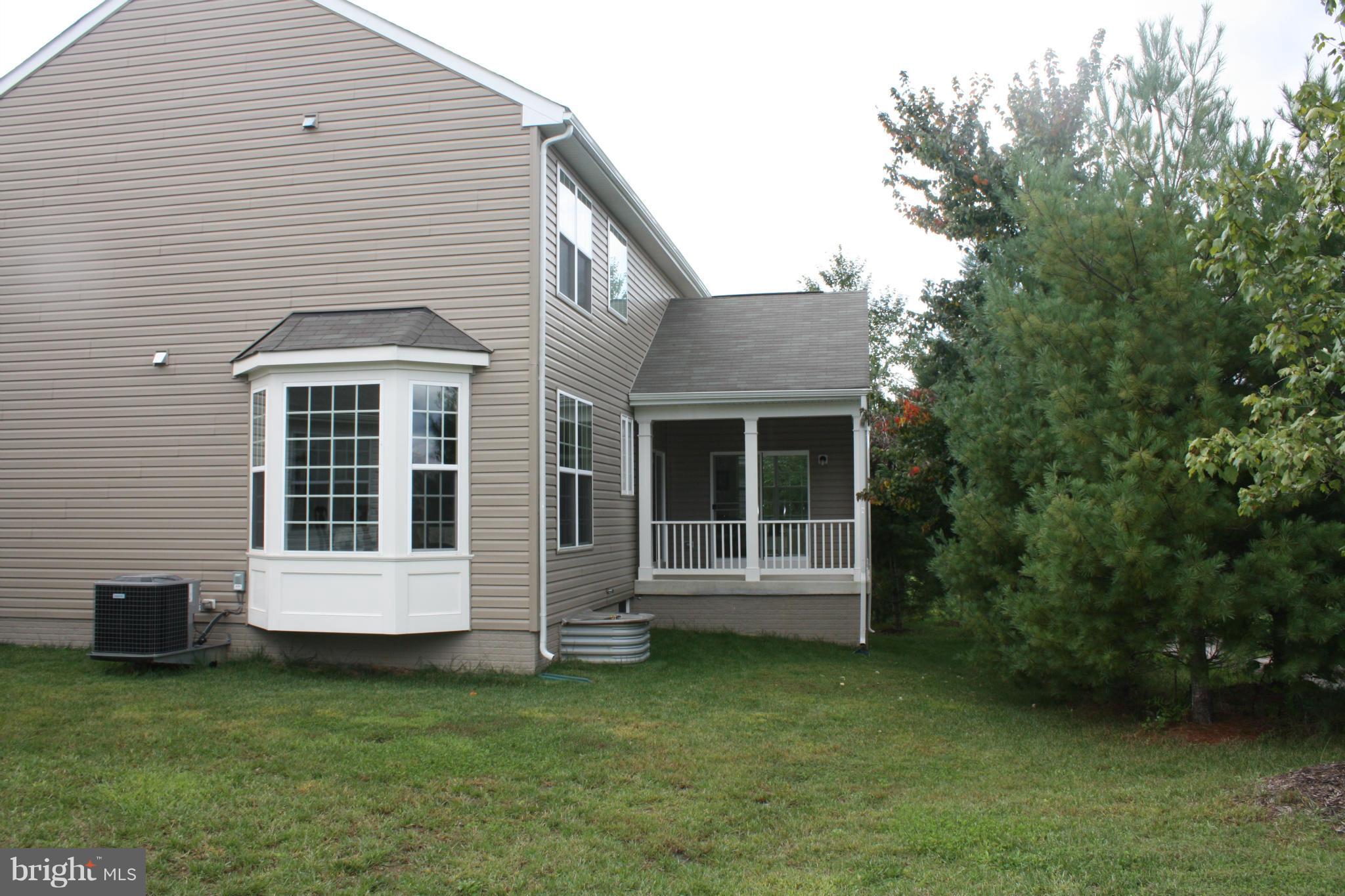 SOMERSET - Residential Lease