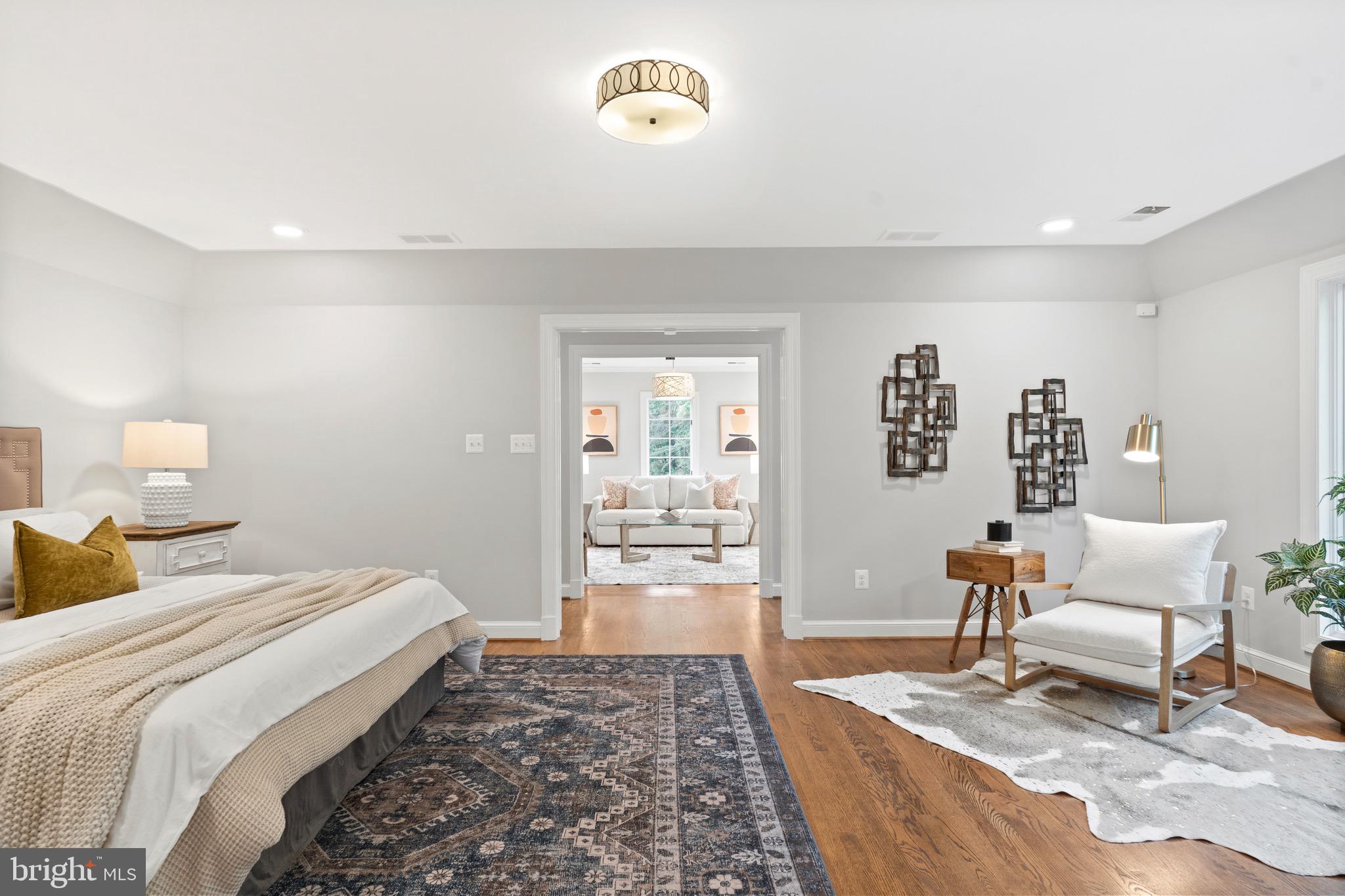 FALCONHURST - Residential