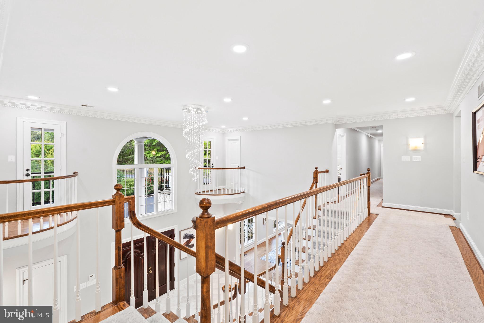 FALCONHURST - Residential