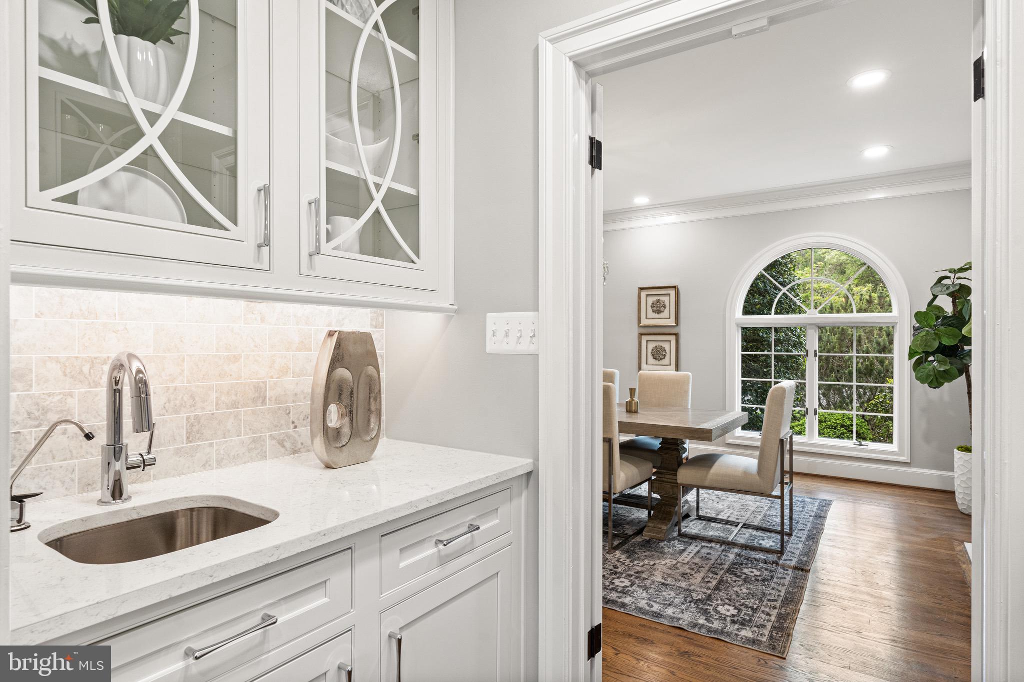 FALCONHURST - Residential