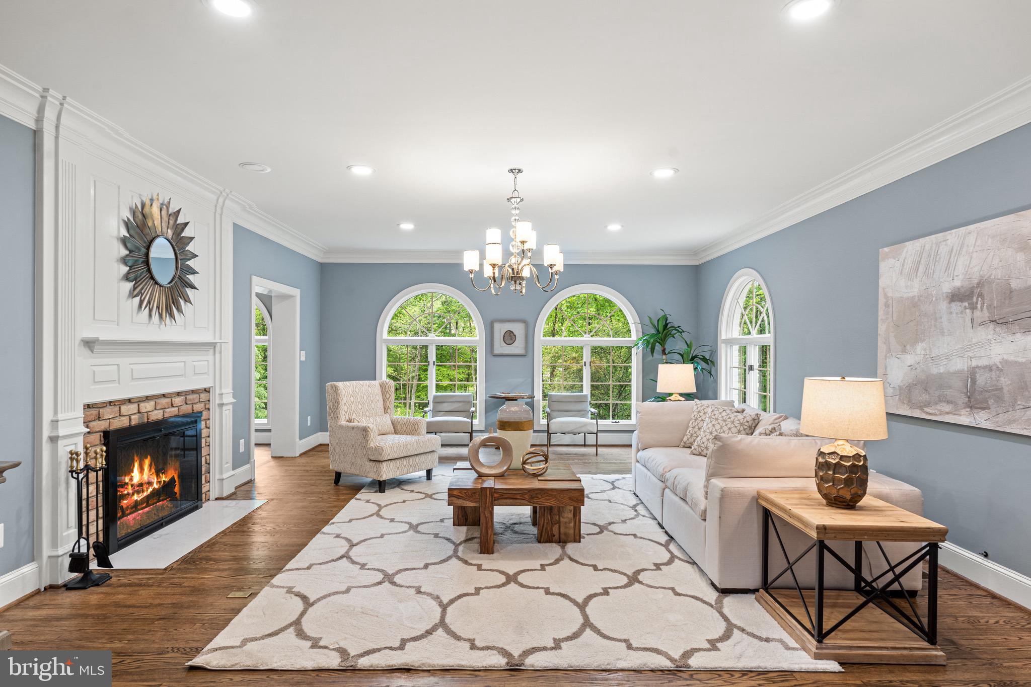 FALCONHURST - Residential