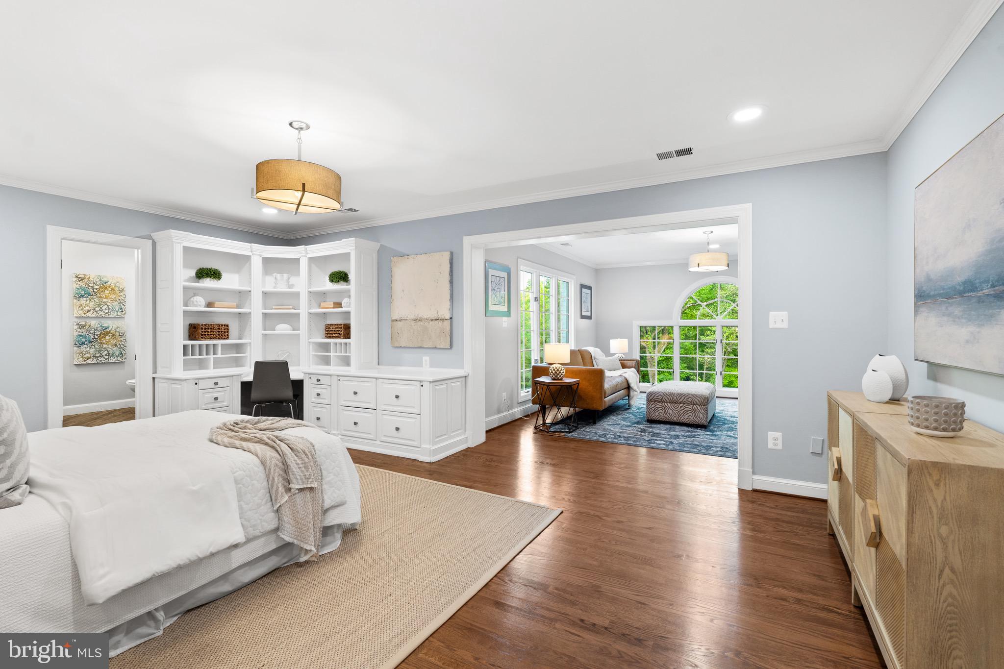 FALCONHURST - Residential