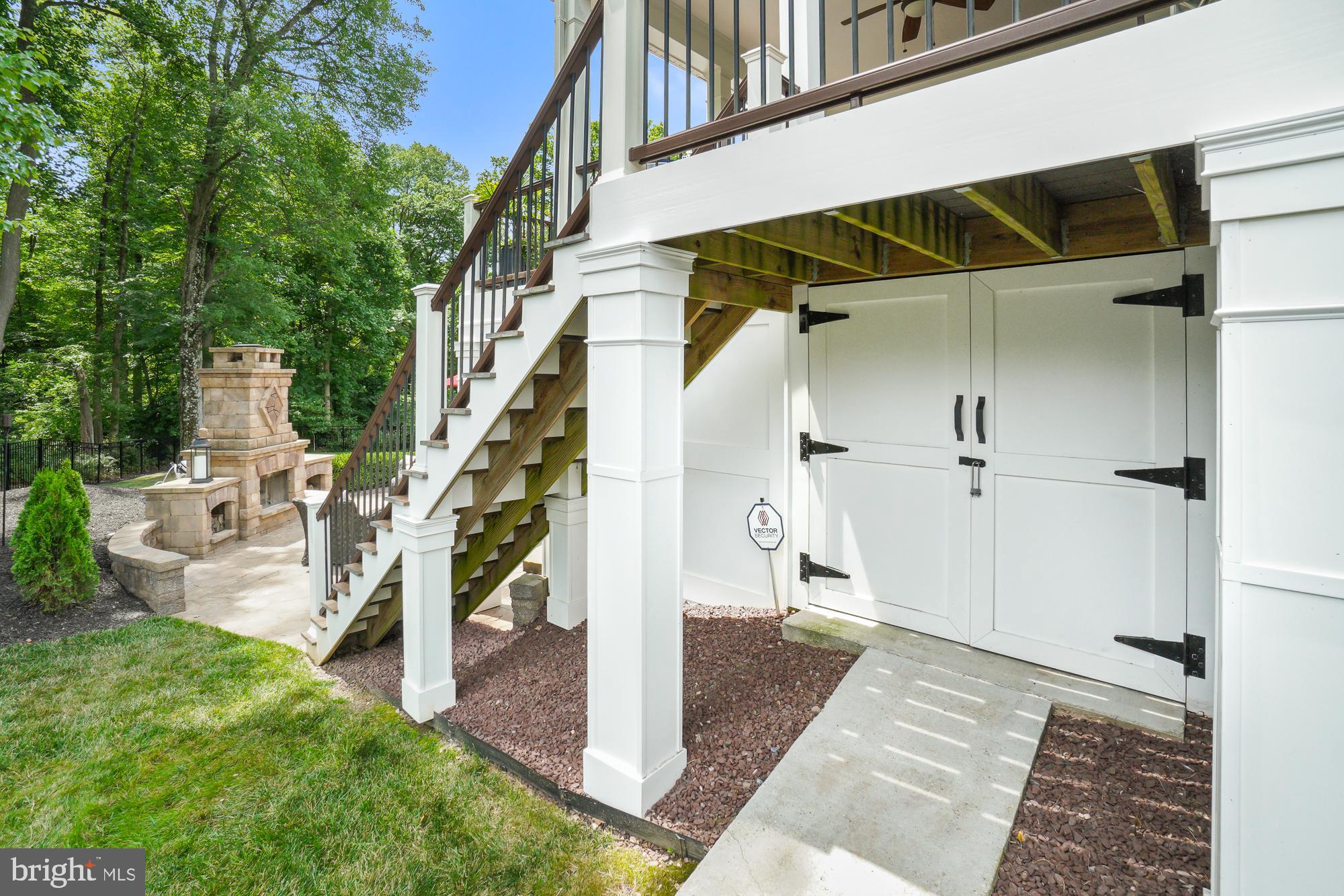 BRIGHTWELL CROSSING - Residential