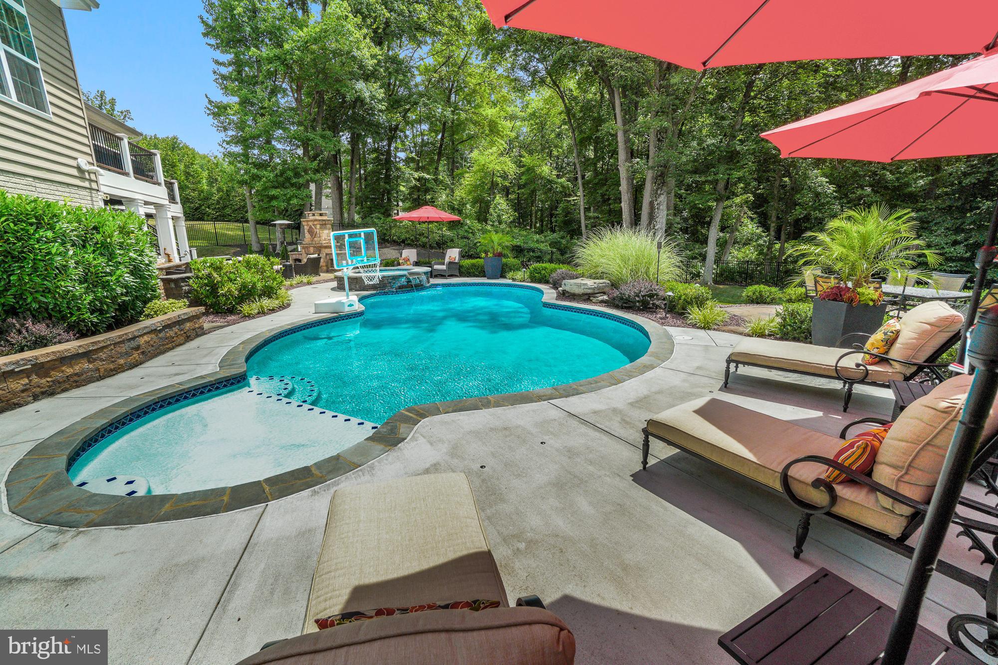 BRIGHTWELL CROSSING - Residential