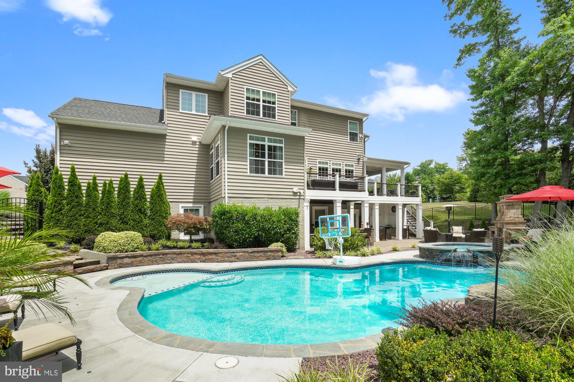 BRIGHTWELL CROSSING - Residential