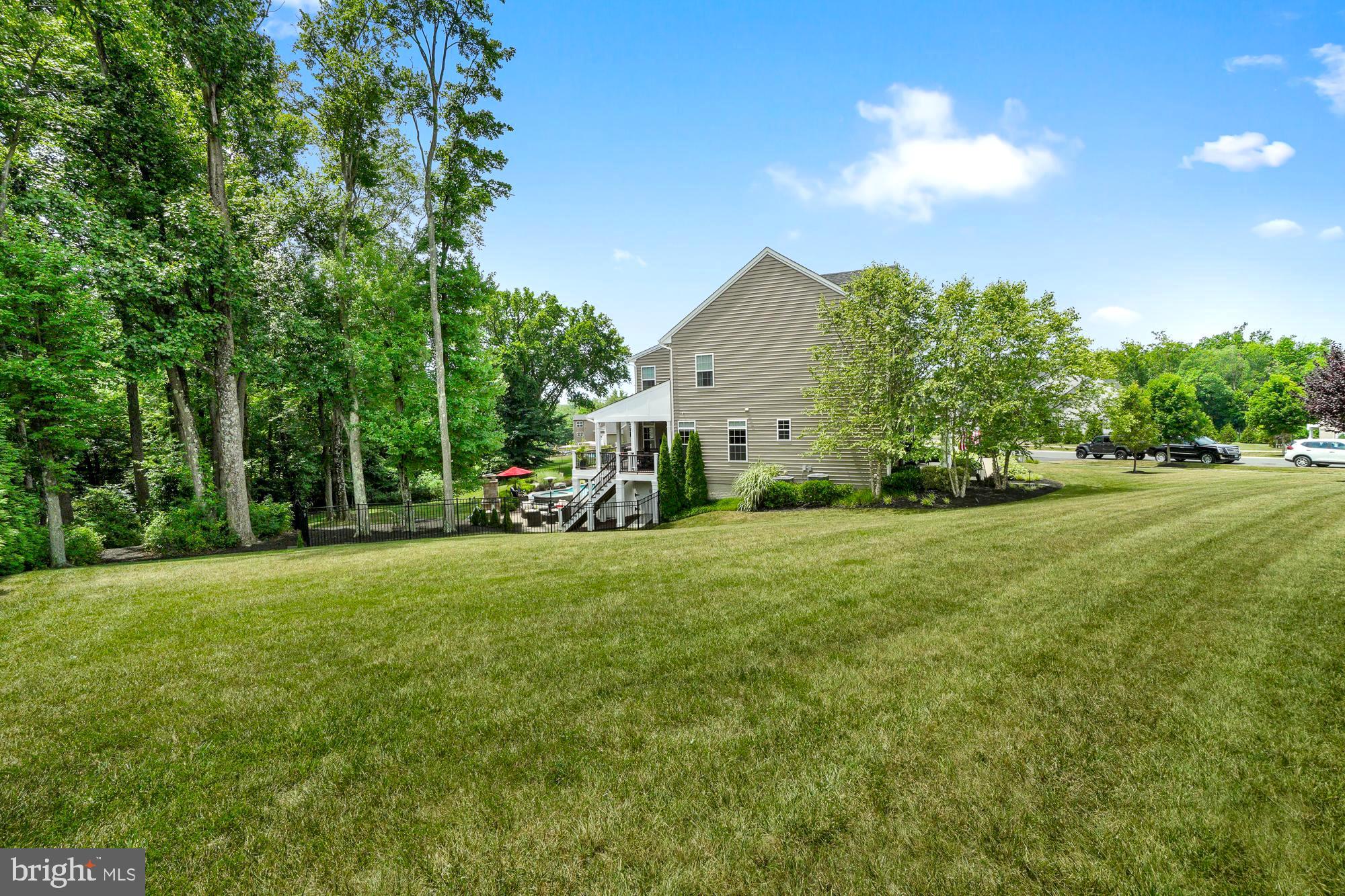 BRIGHTWELL CROSSING - Residential