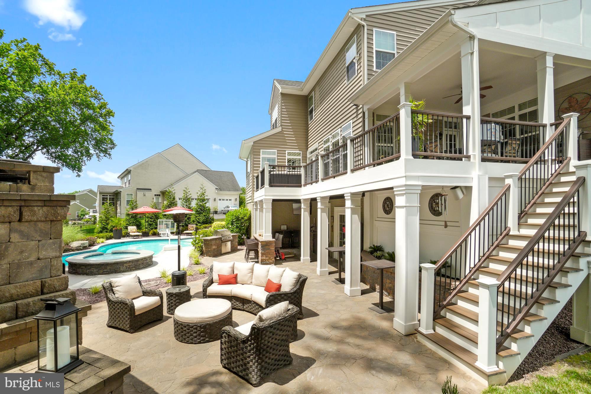 BRIGHTWELL CROSSING - Residential