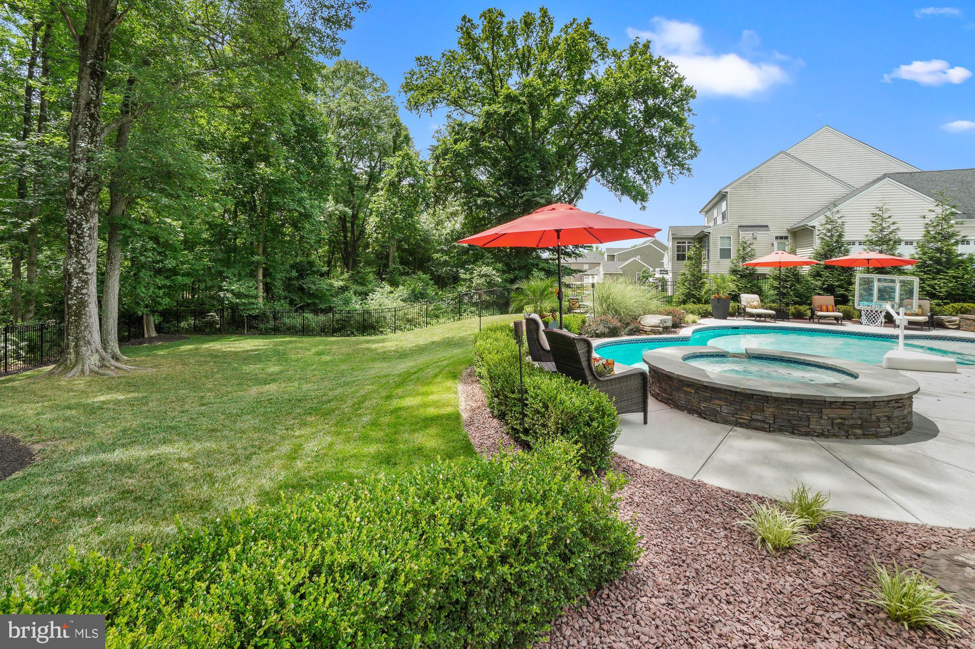 BRIGHTWELL CROSSING - Residential