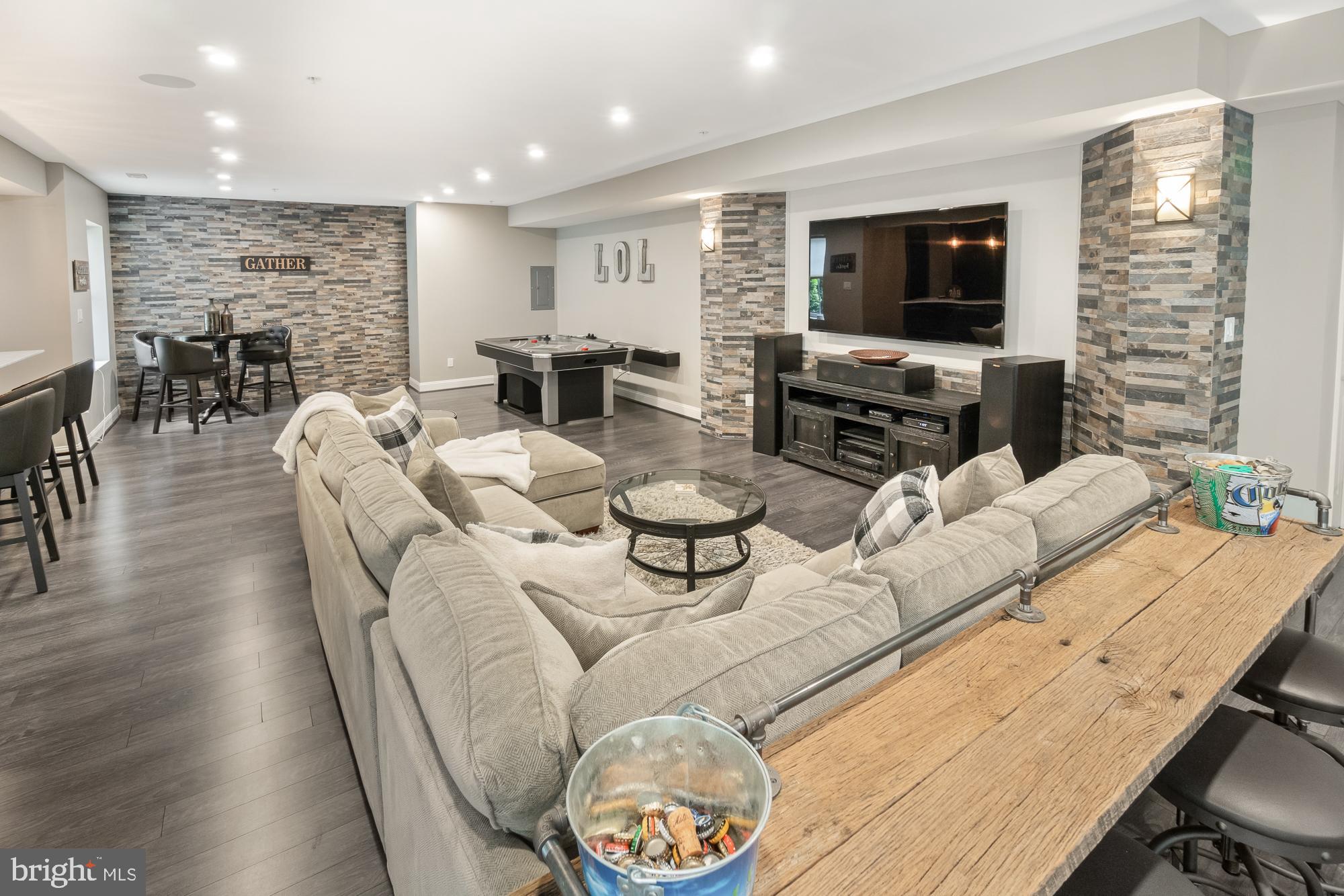 BRIGHTWELL CROSSING - Residential