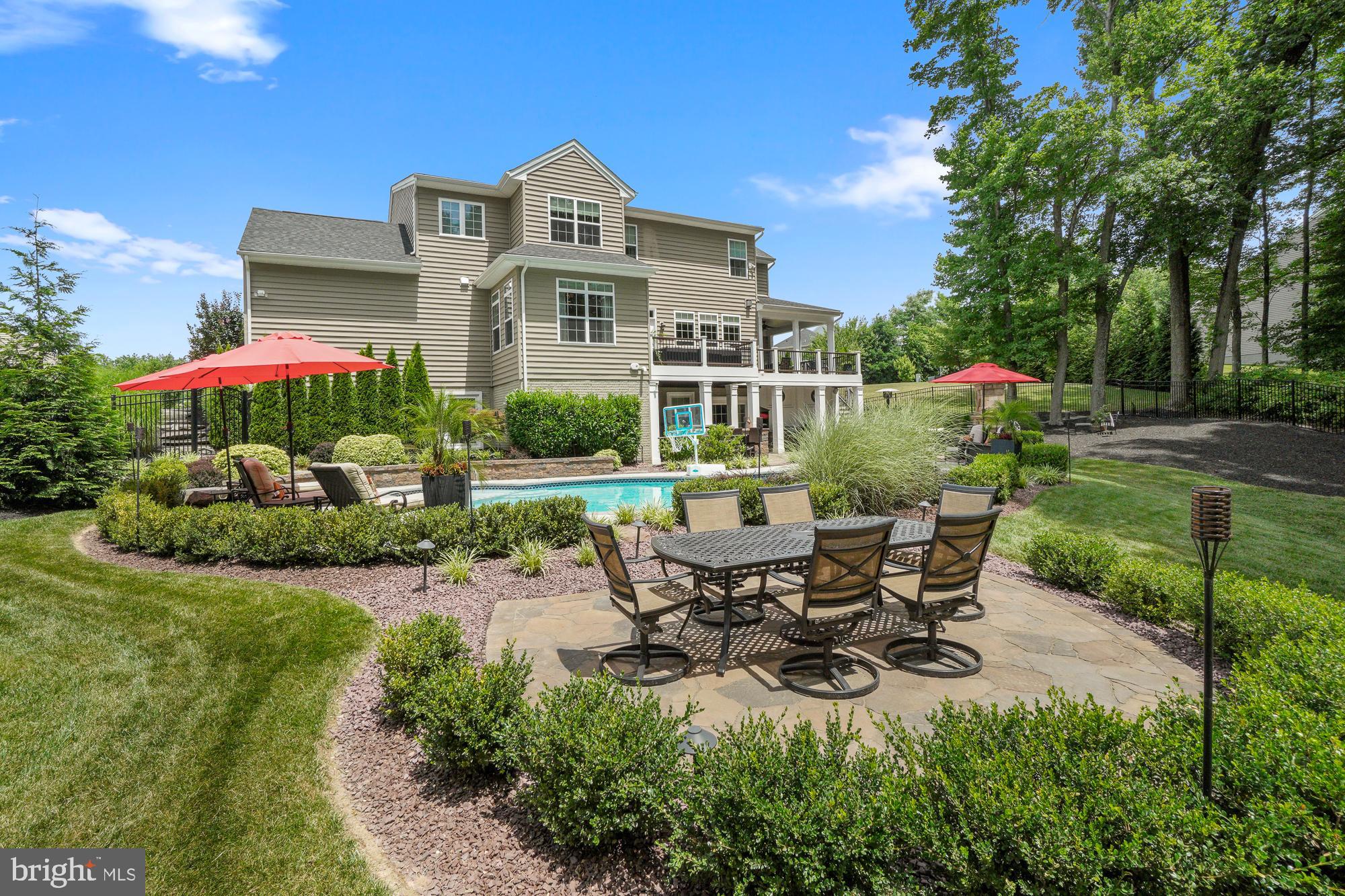 BRIGHTWELL CROSSING - Residential