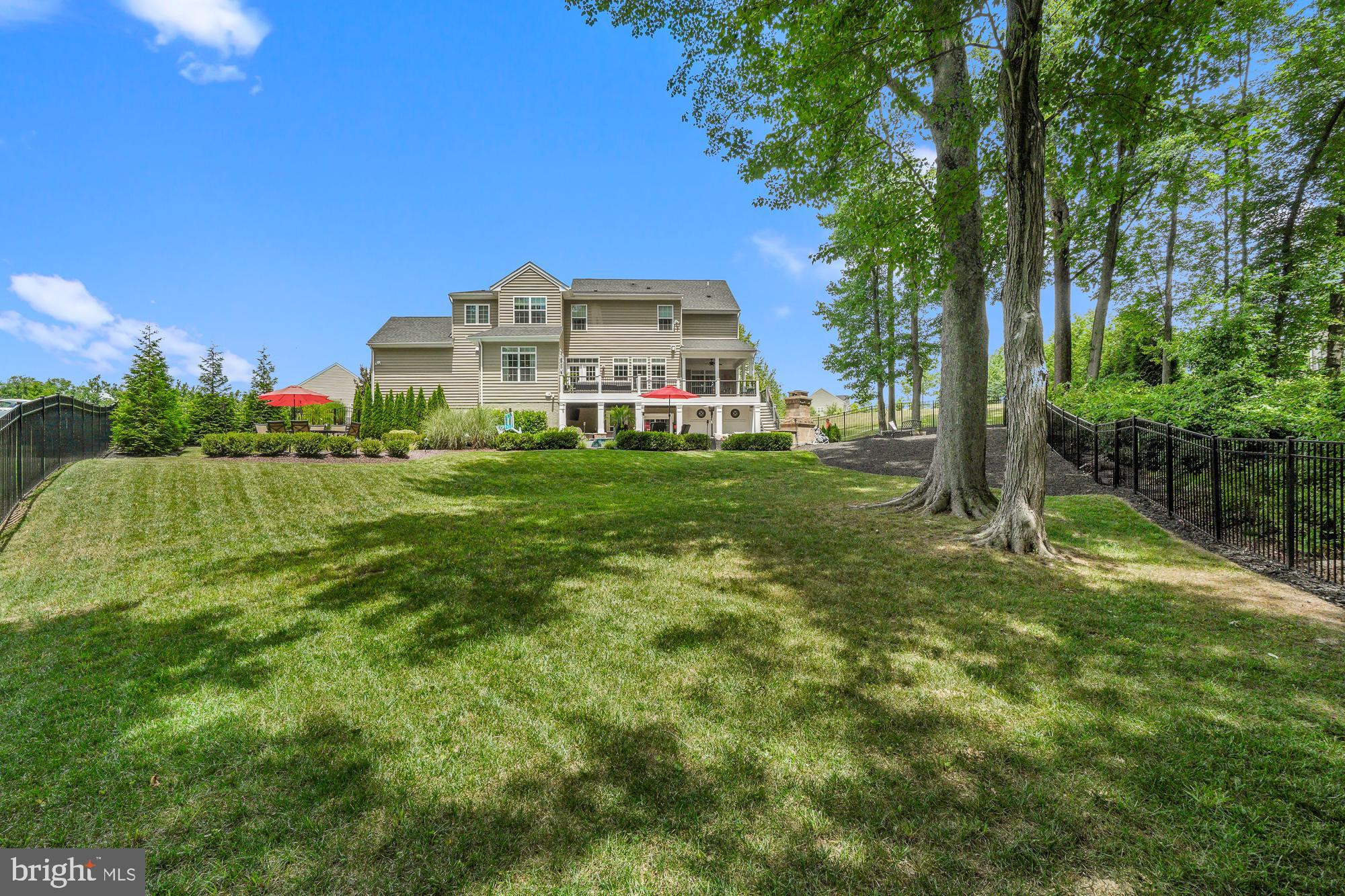 BRIGHTWELL CROSSING - Residential