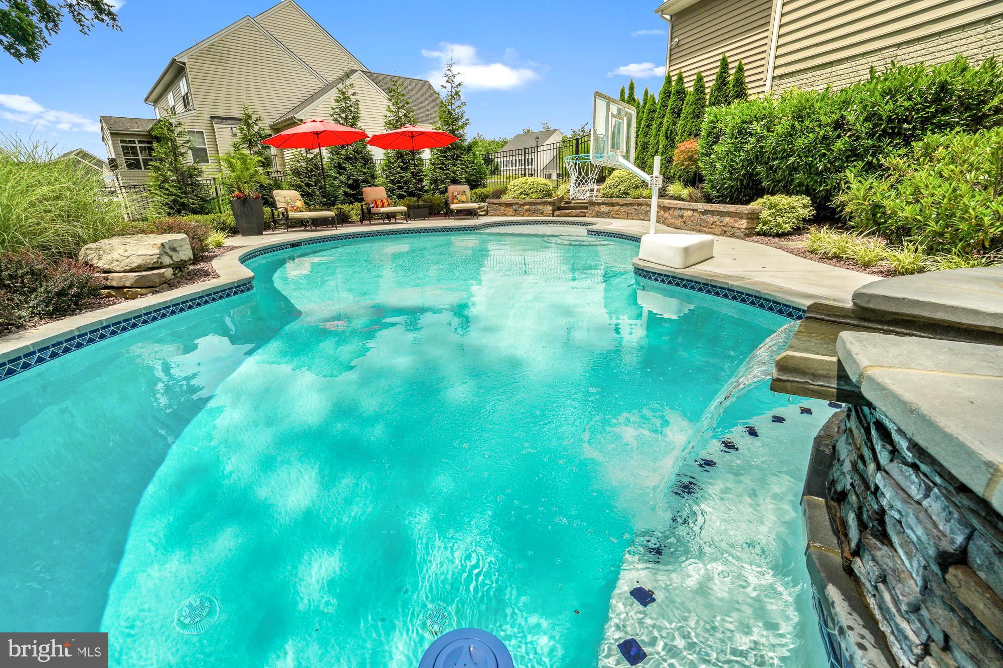 BRIGHTWELL CROSSING - Residential