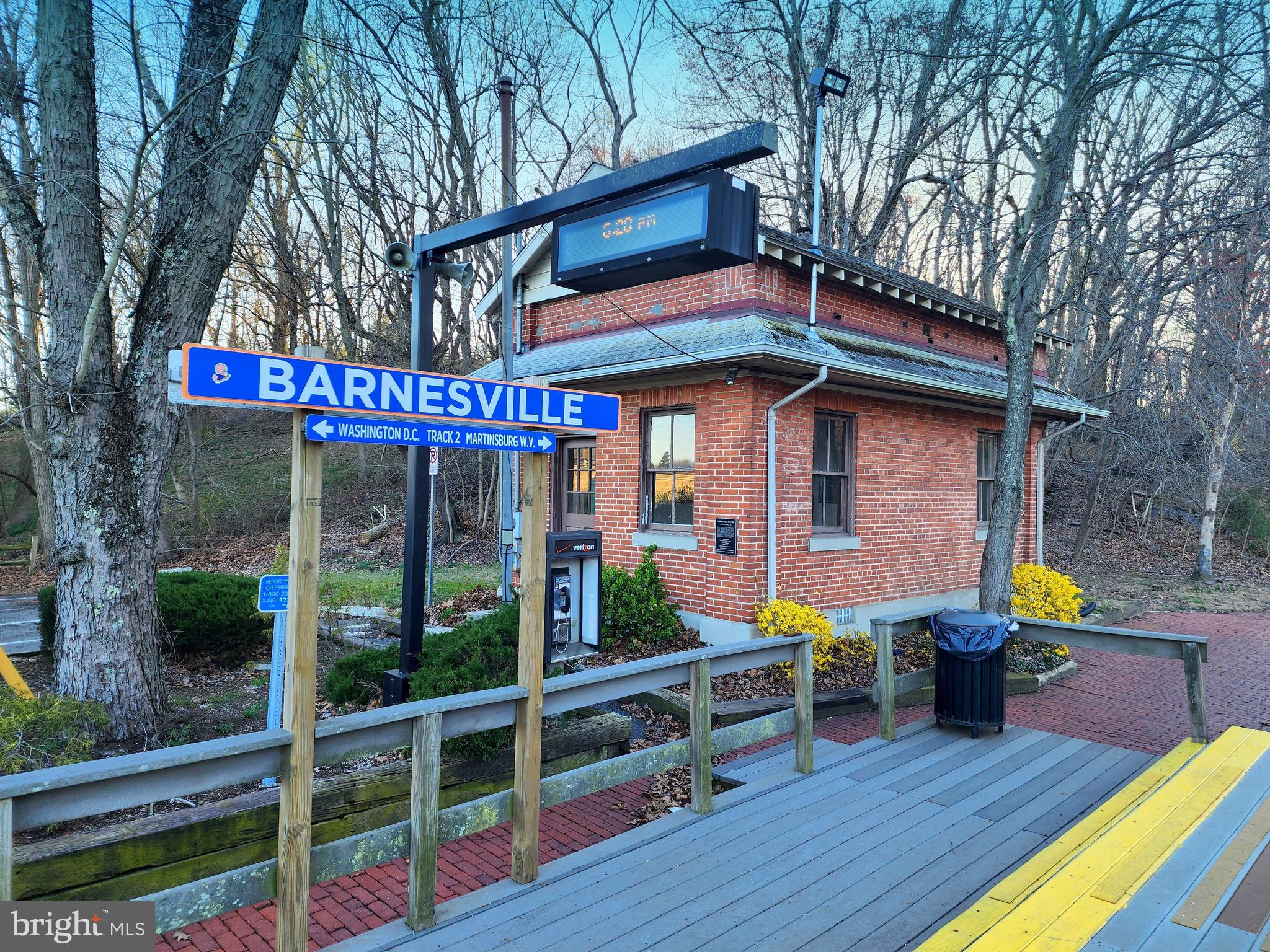 BRIGHTWELL CROSSING - Residential