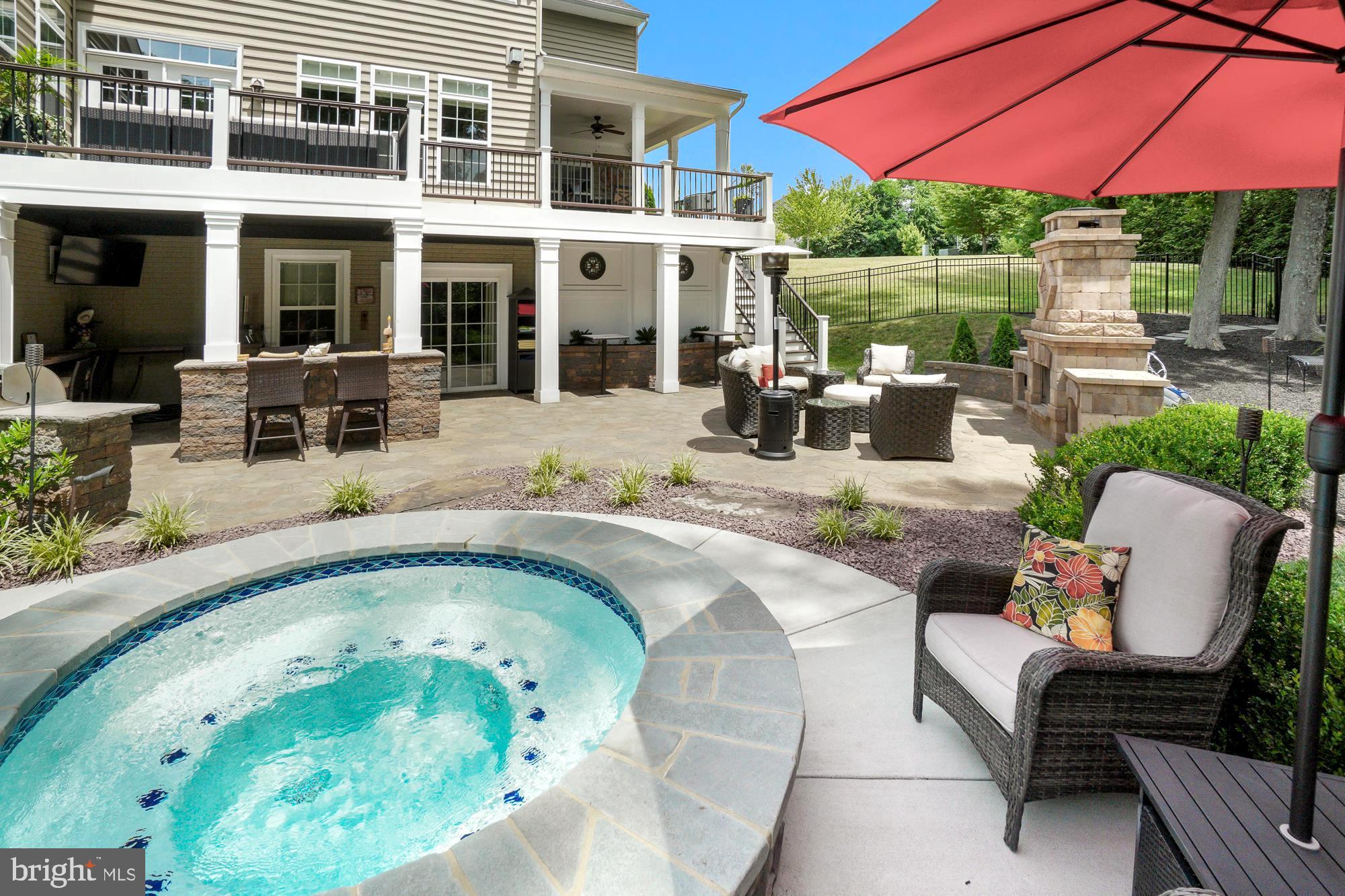 BRIGHTWELL CROSSING - Residential