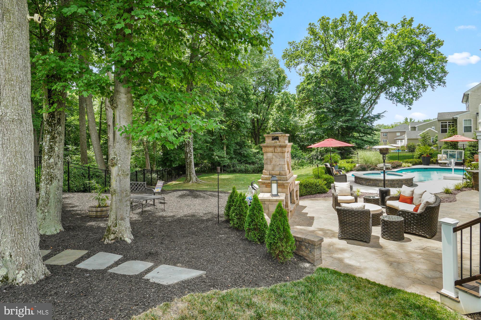 BRIGHTWELL CROSSING - Residential