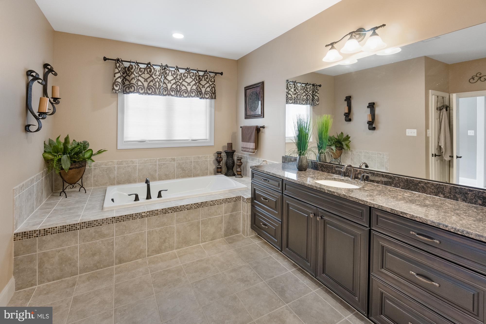 BRIGHTWELL CROSSING - Residential