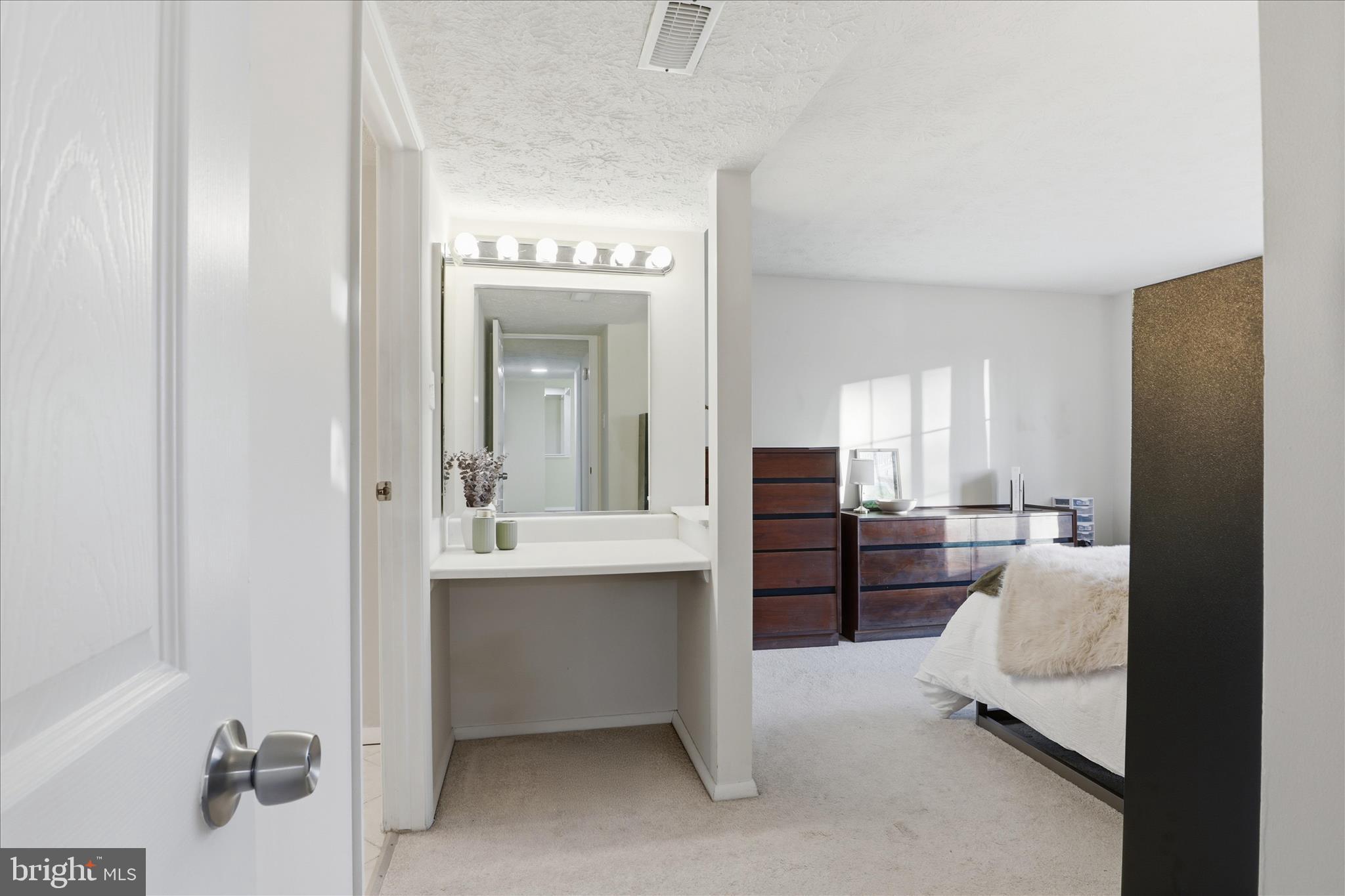 MOUNT VERNON LAKES CONDO - Residential