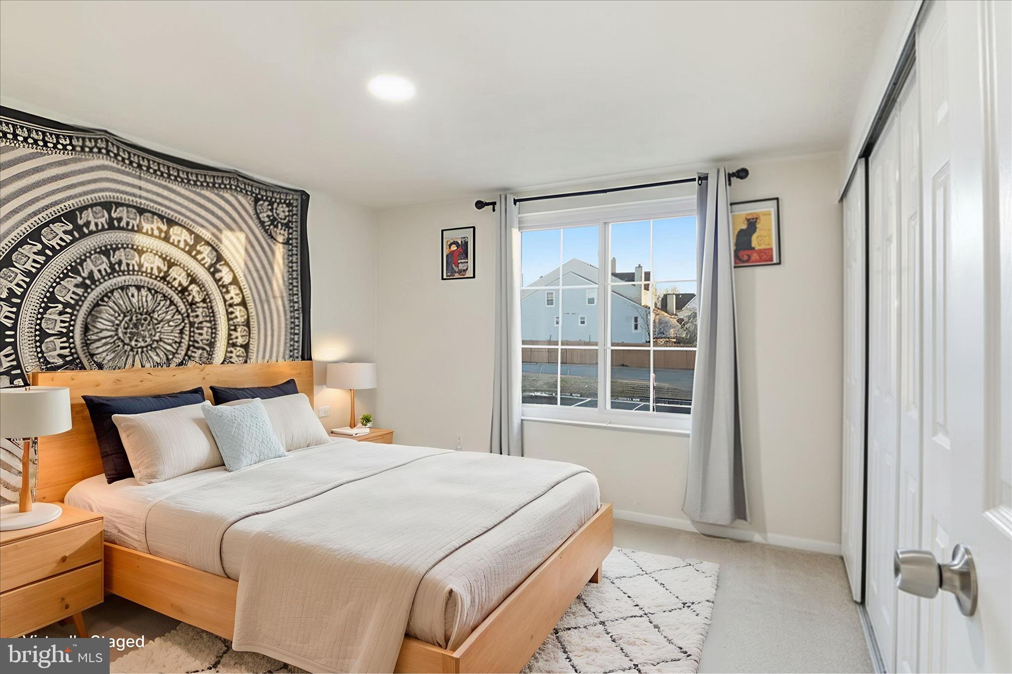 MOUNT VERNON LAKES CONDO - Residential