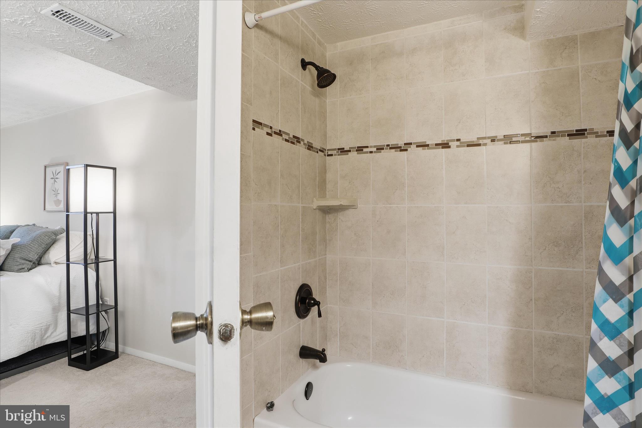 MOUNT VERNON LAKES CONDO - Residential