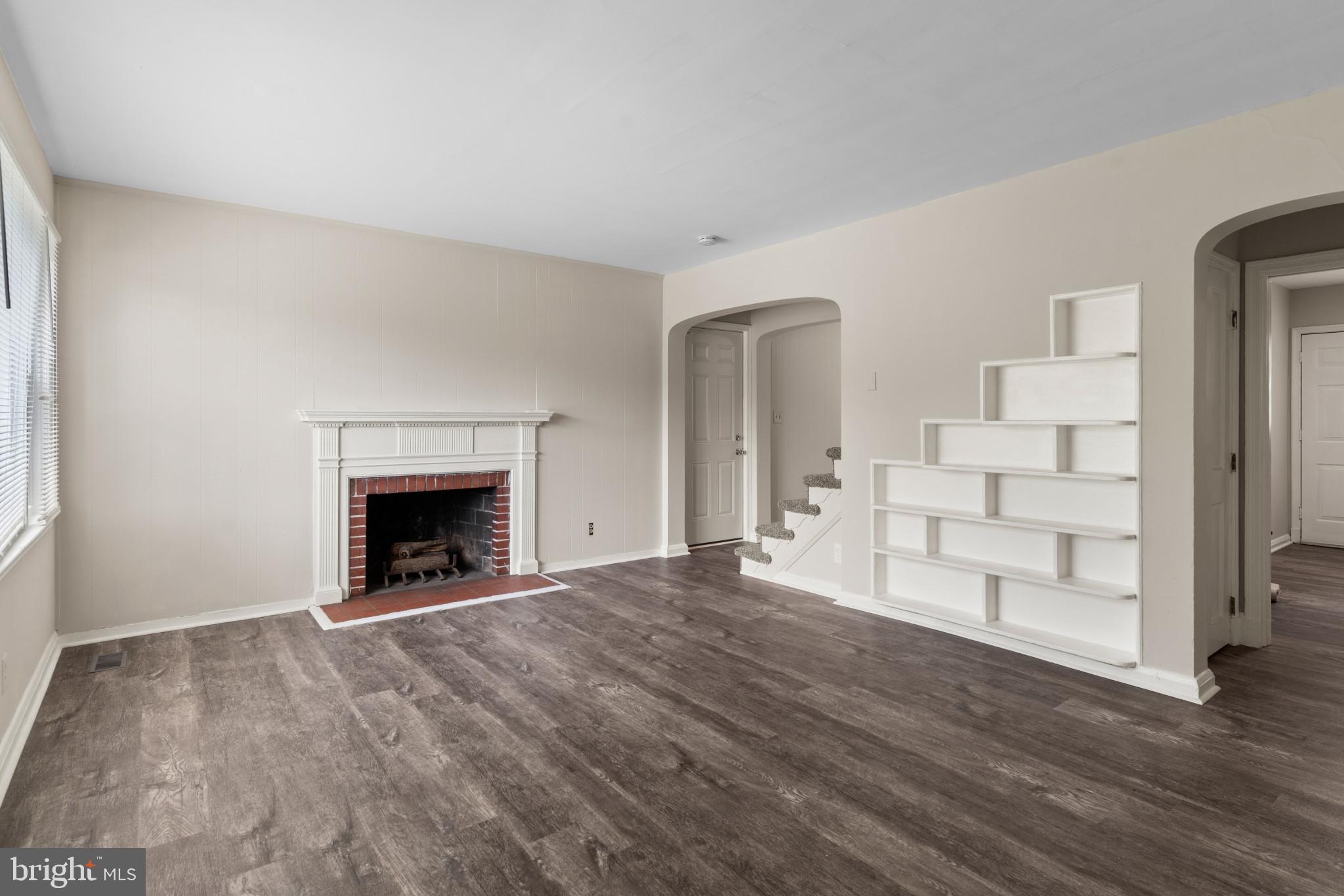 6023 CHINQUAPIN PARKWAY