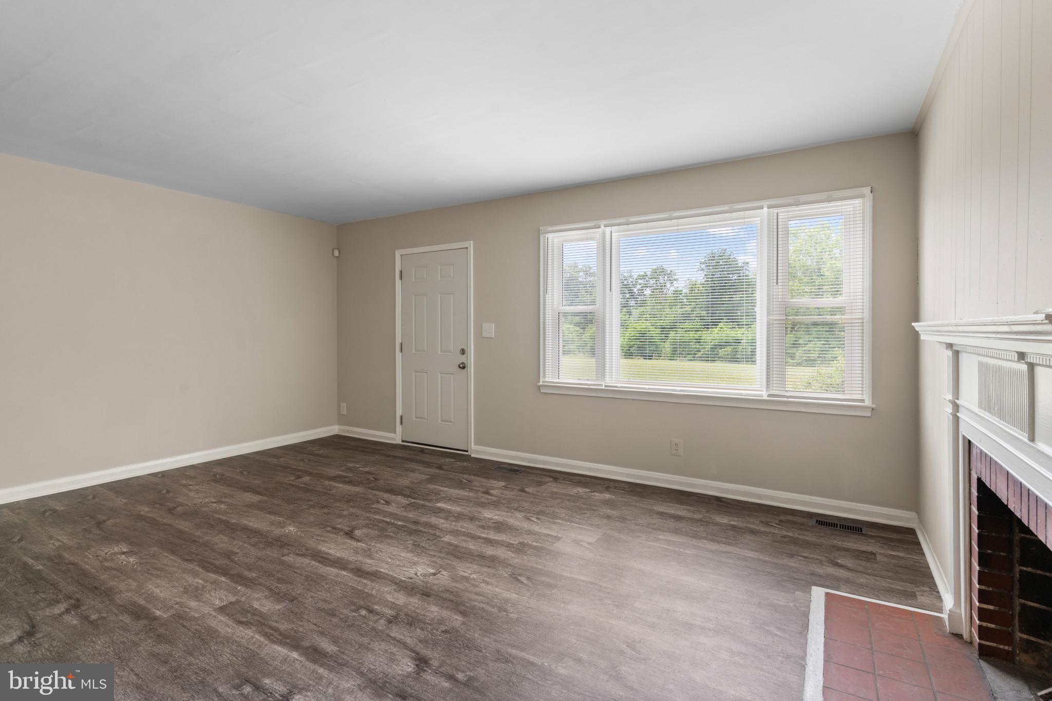 6023 CHINQUAPIN PARKWAY
