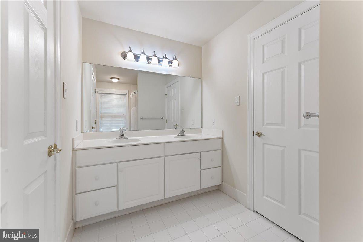 OVERLOOK - Residential