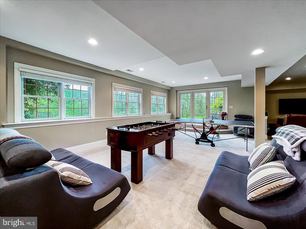 OVERLOOK - Residential