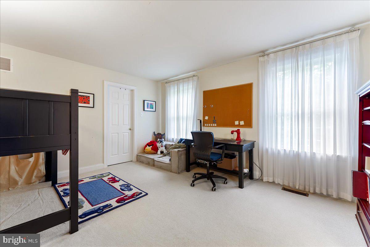 OVERLOOK - Residential