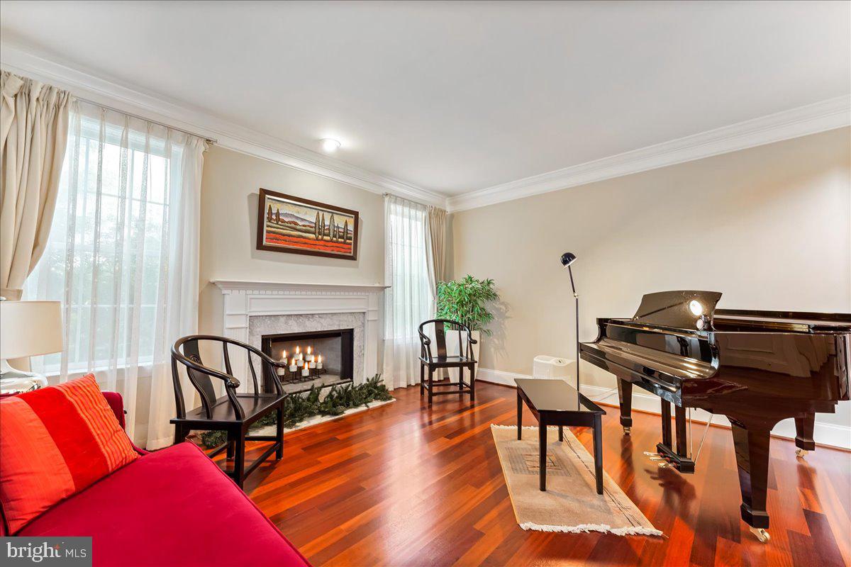 OVERLOOK - Residential