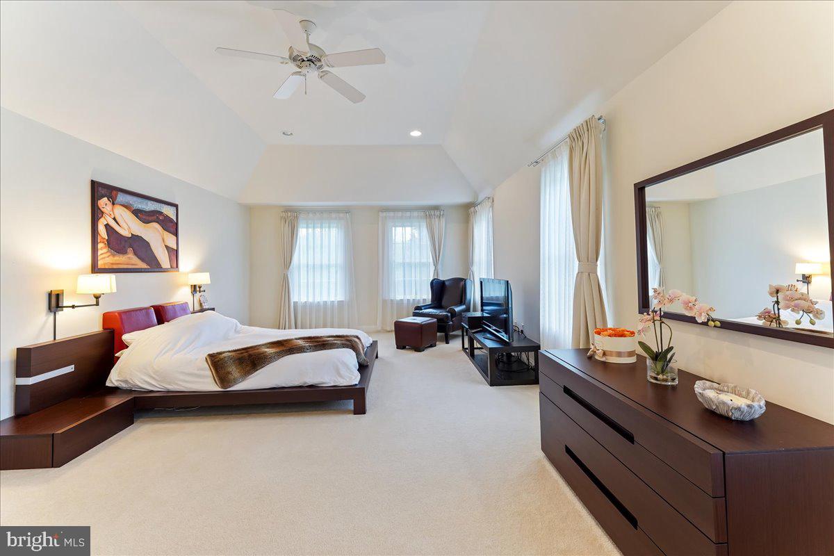 OVERLOOK - Residential