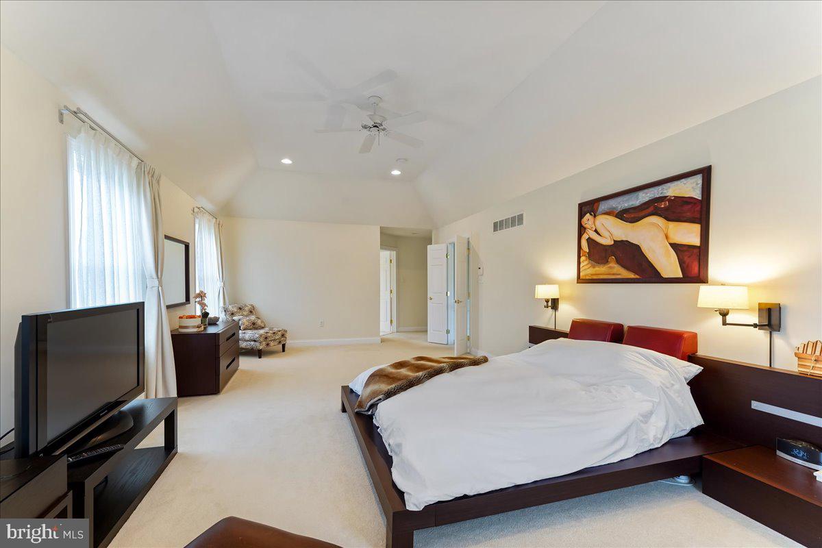 OVERLOOK - Residential