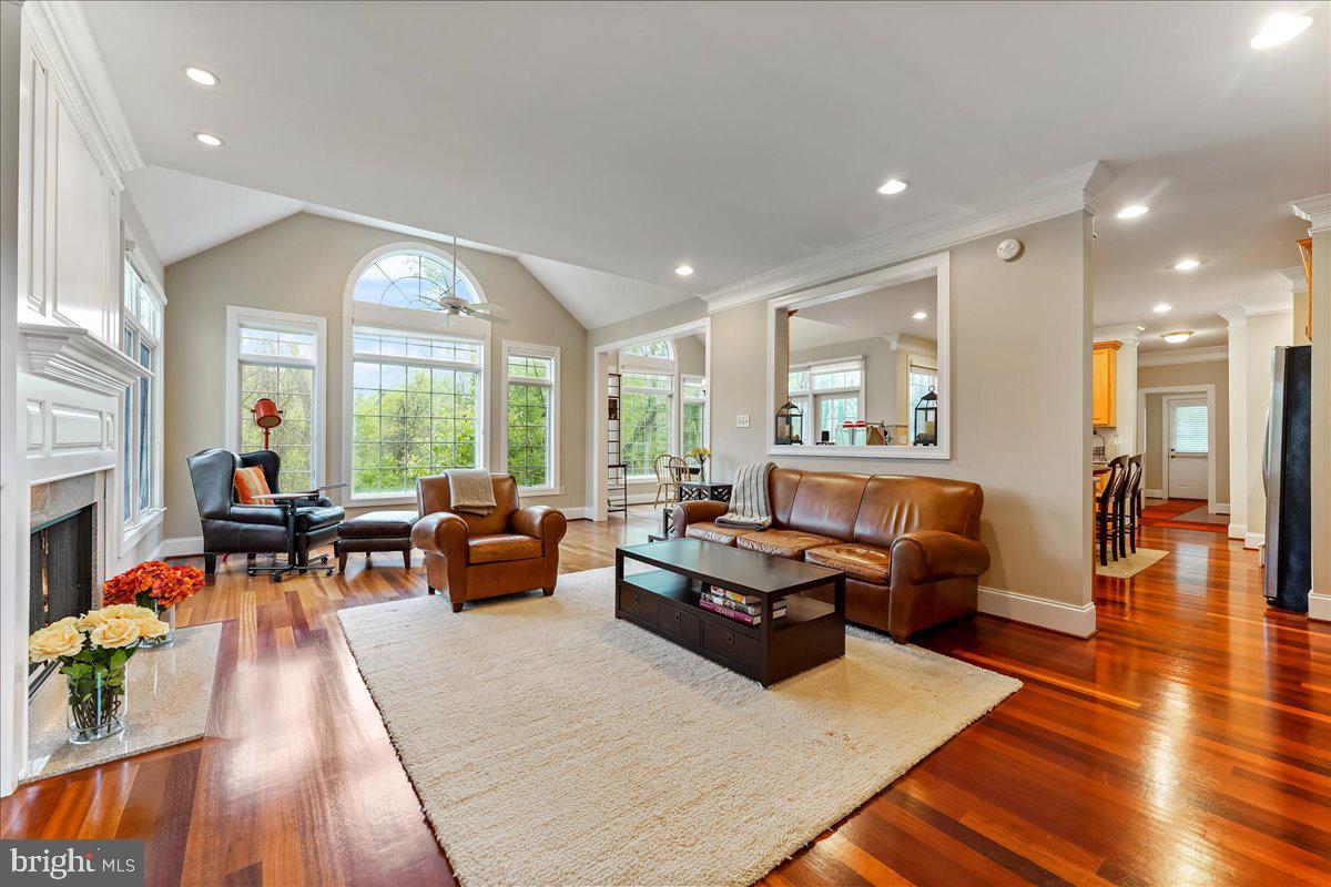 OVERLOOK - Residential