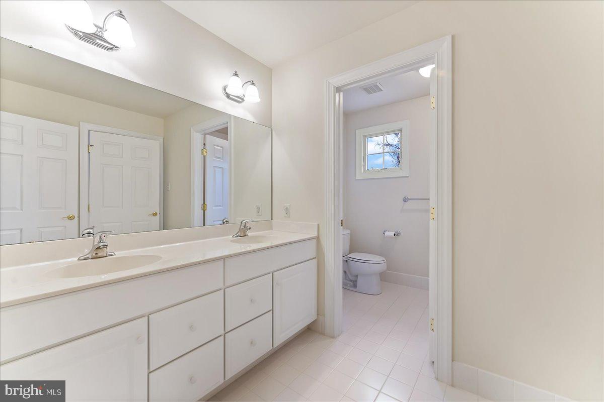 OVERLOOK - Residential