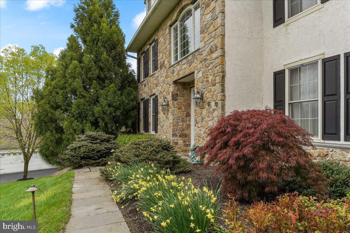 OVERLOOK - Residential