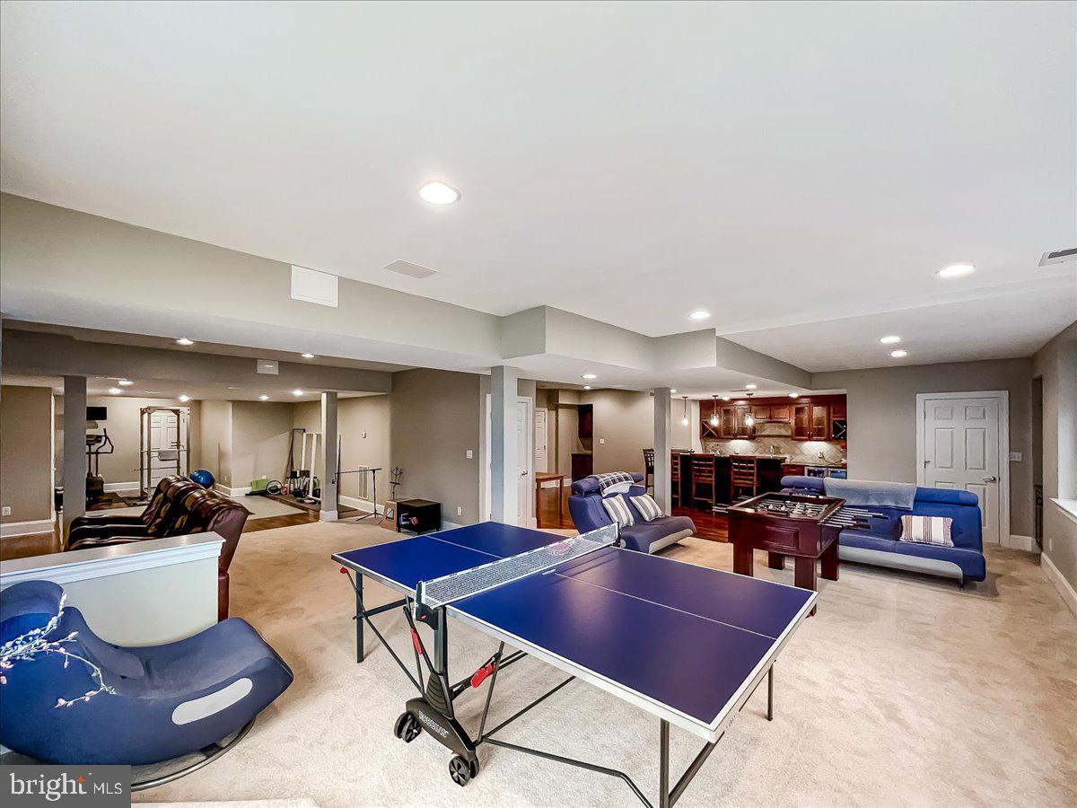 OVERLOOK - Residential