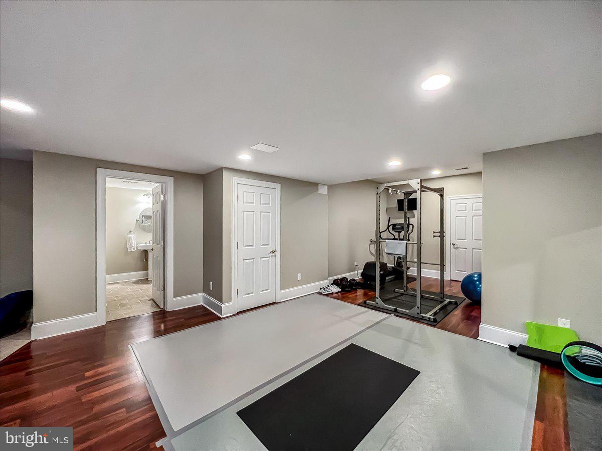 OVERLOOK - Residential