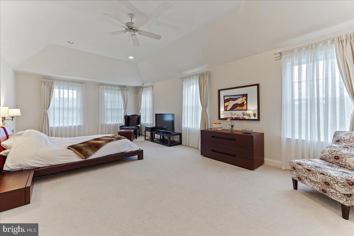 OVERLOOK - Residential