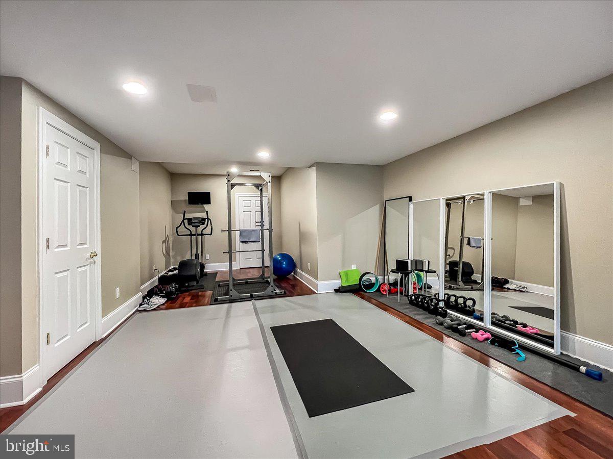 OVERLOOK - Residential