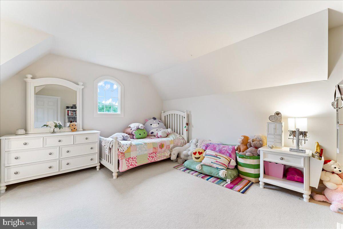 OVERLOOK - Residential