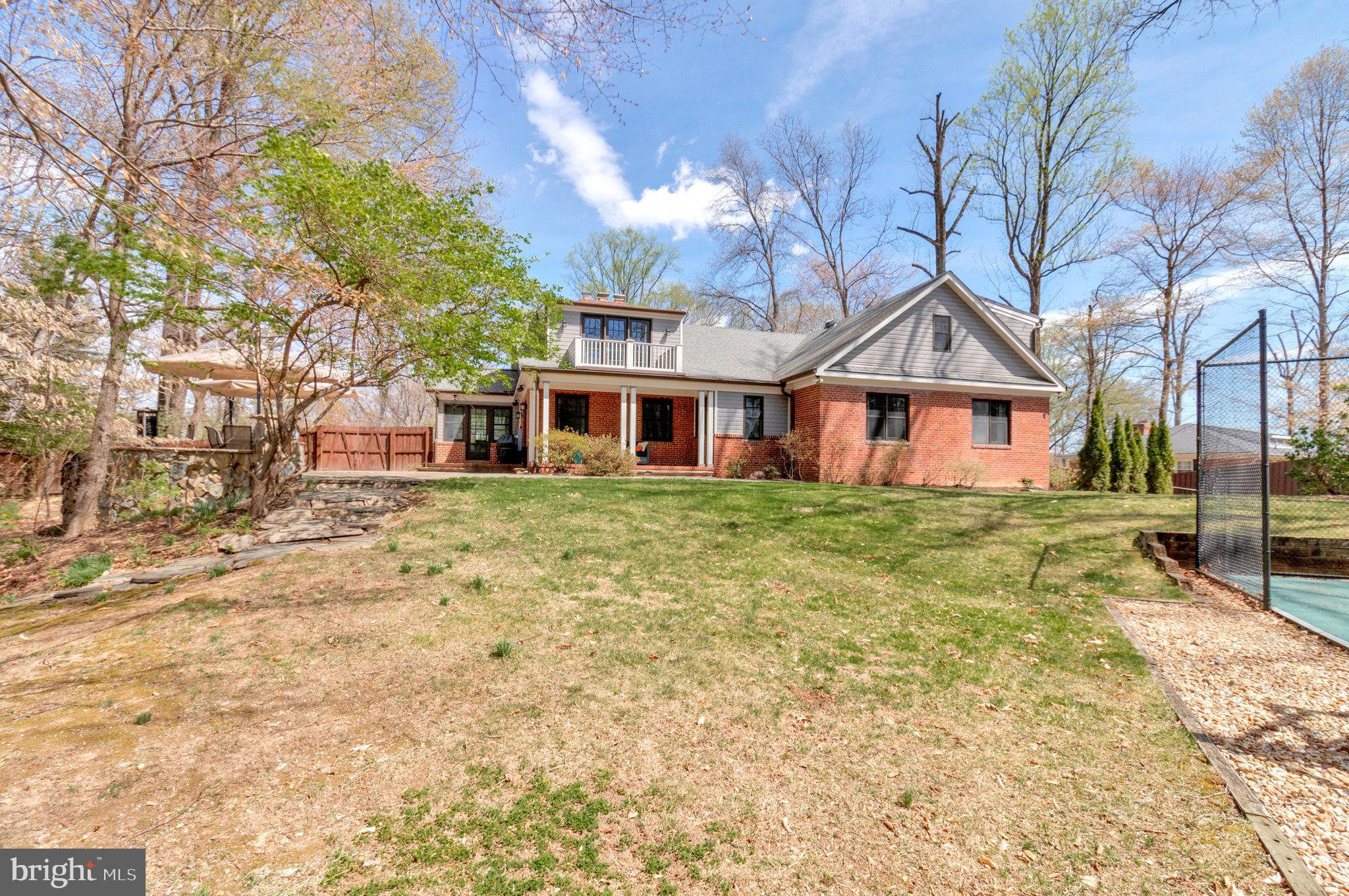 WOODLAND ACRES - Residential