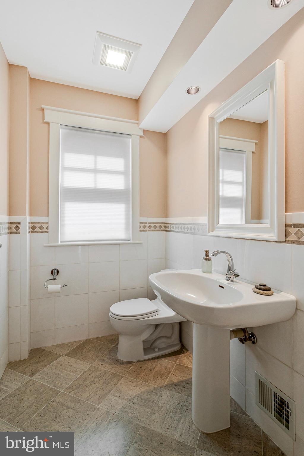 WOODLAND ACRES - Residential