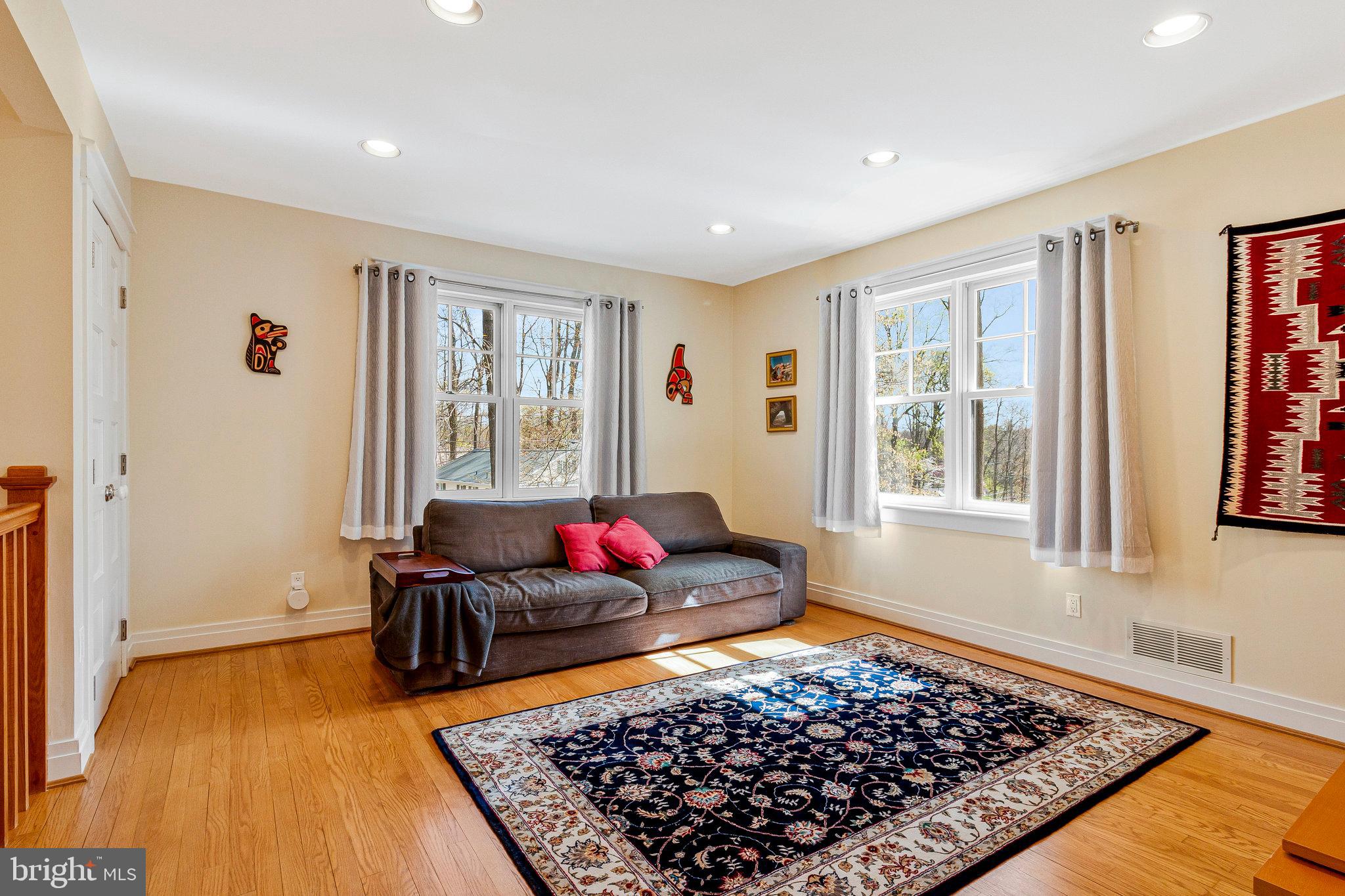 WOODLAND ACRES - Residential