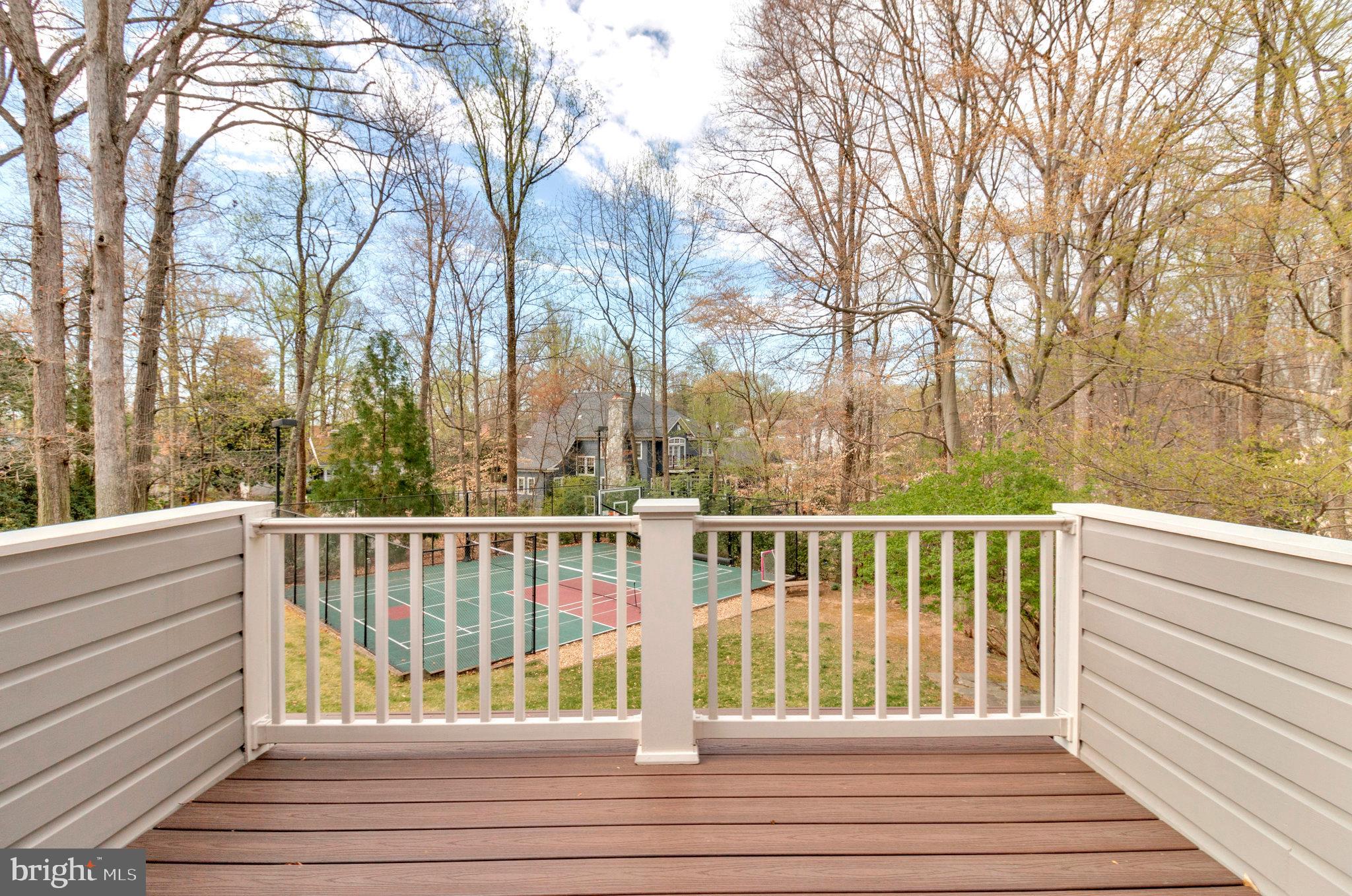 WOODLAND ACRES - Residential