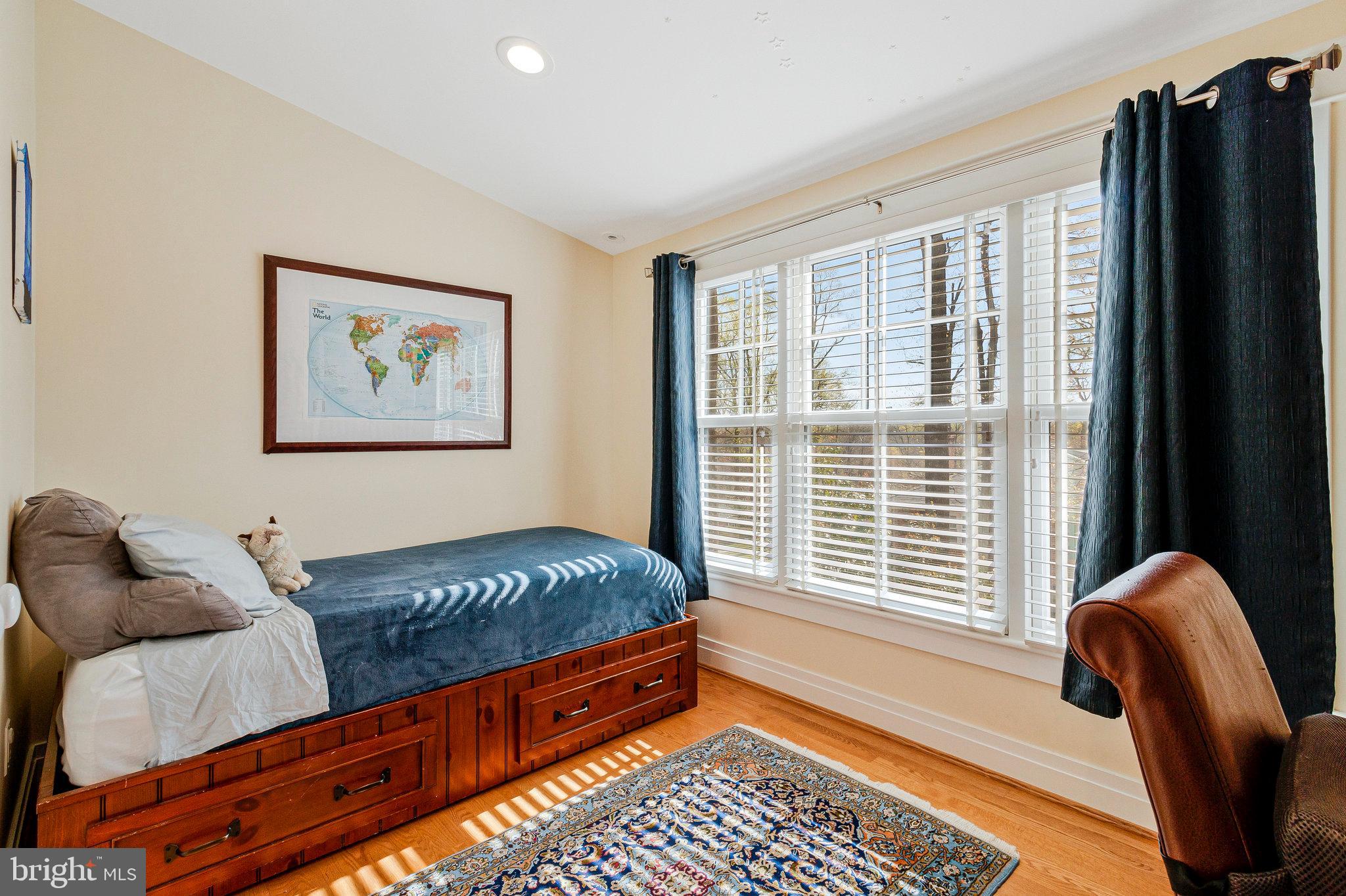 WOODLAND ACRES - Residential