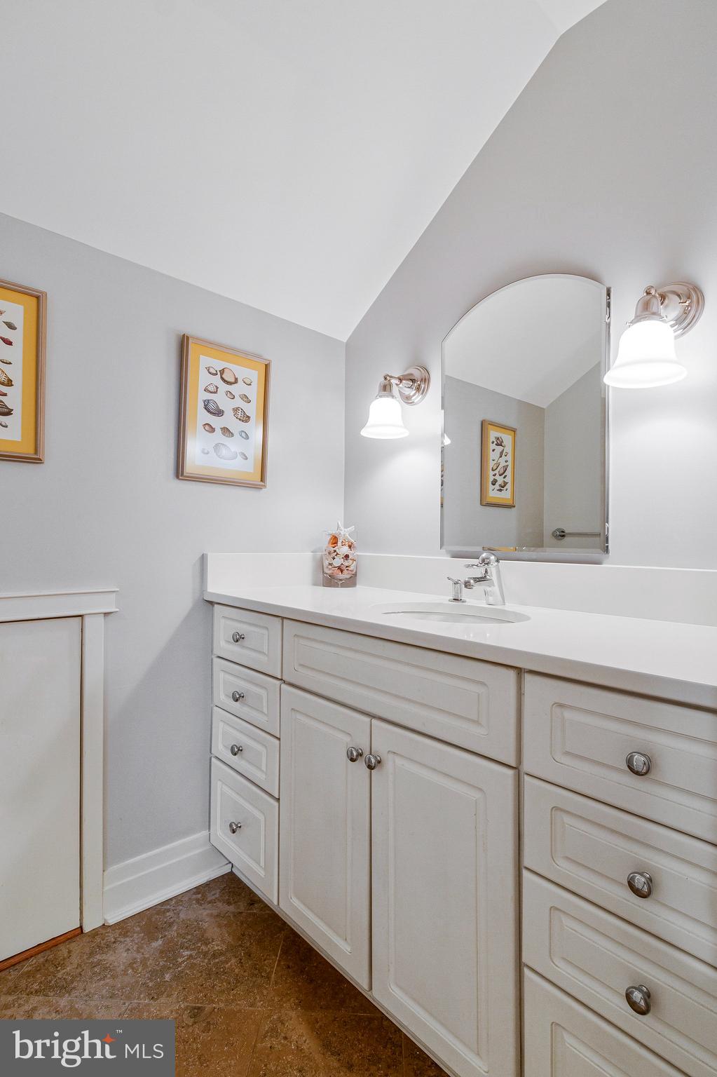 WOODLAND ACRES - Residential