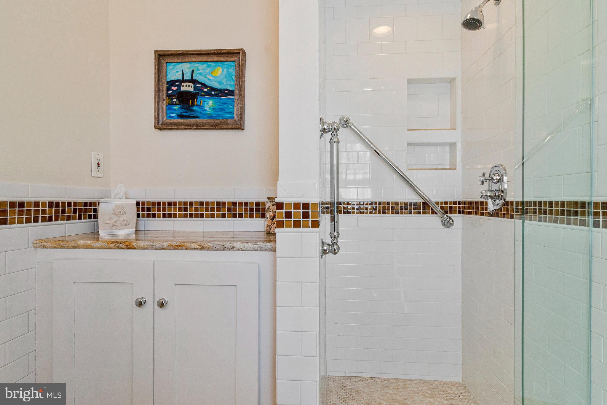 WOODLAND ACRES - Residential