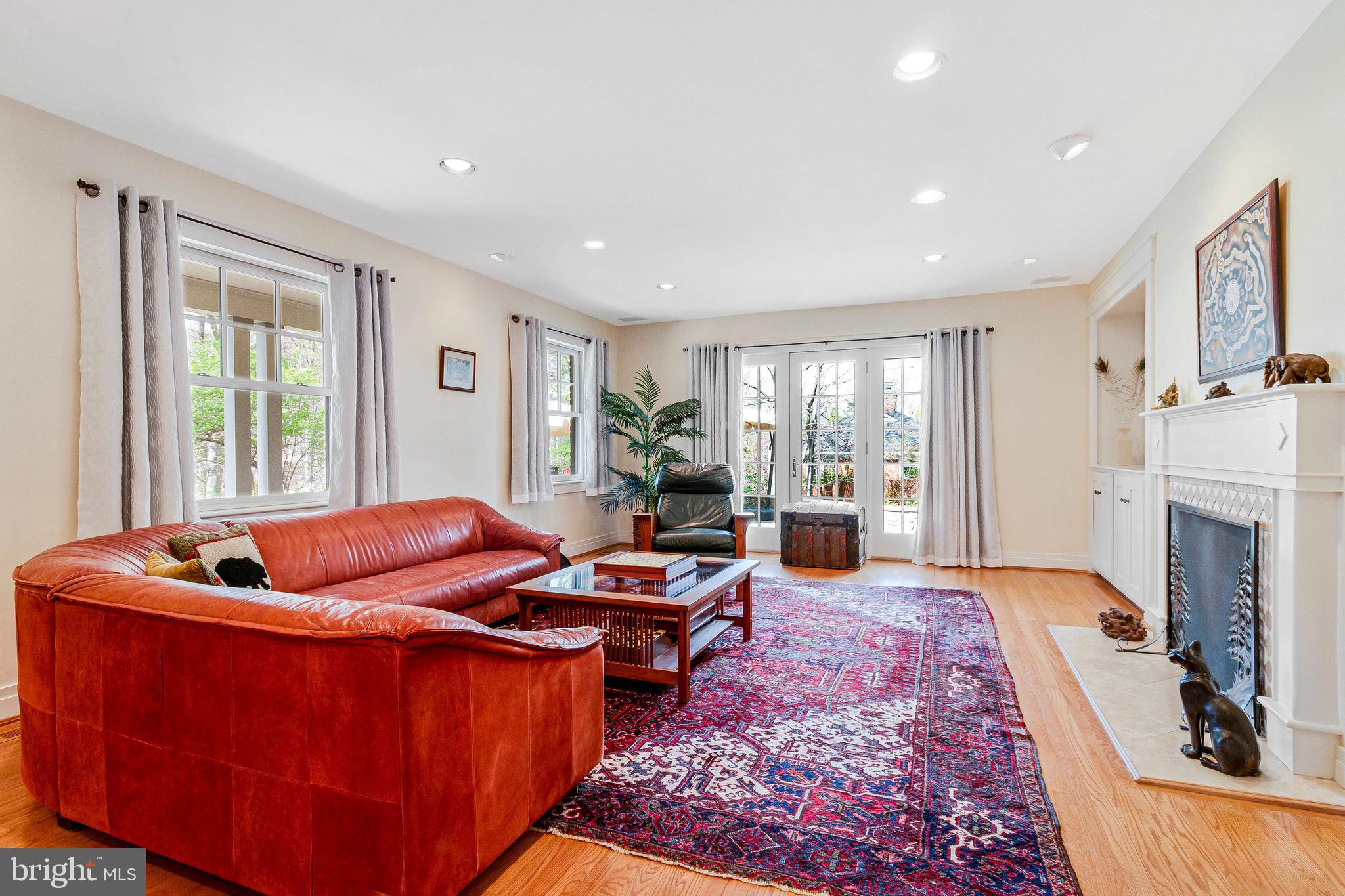 WOODLAND ACRES - Residential