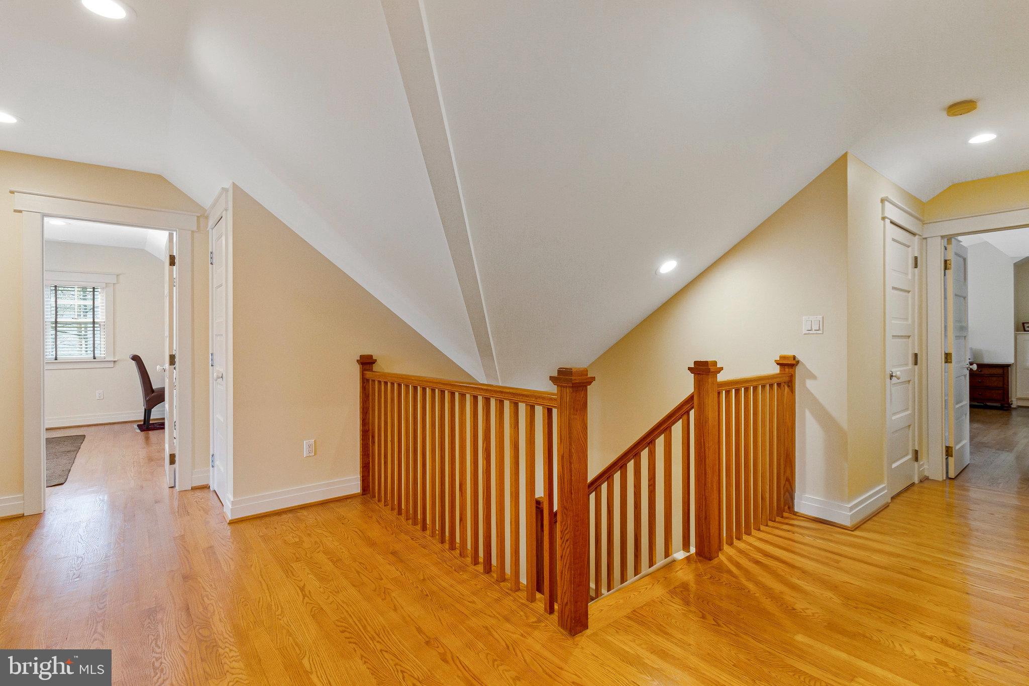 WOODLAND ACRES - Residential