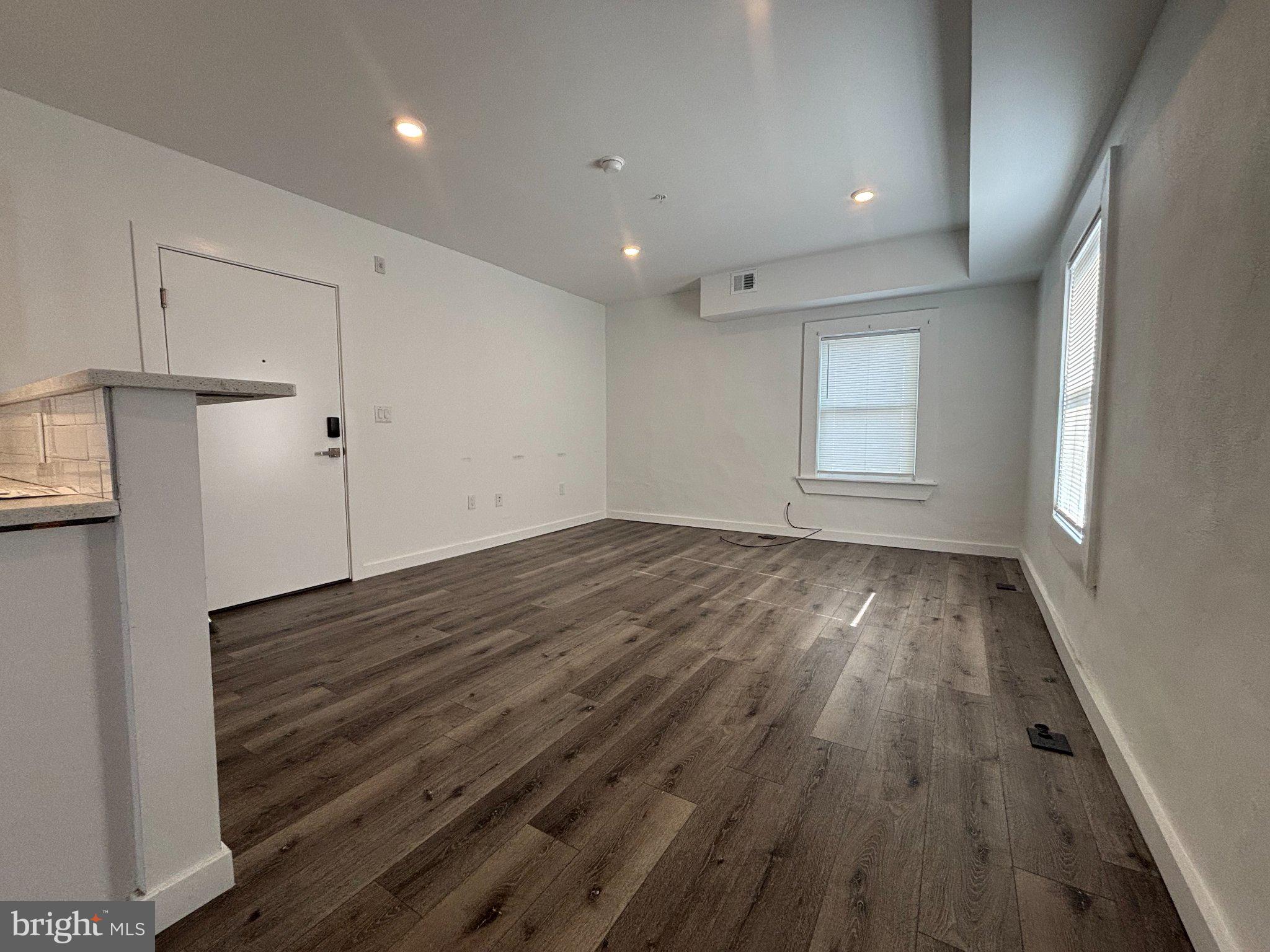 240 E GIRARD AVENUE 8